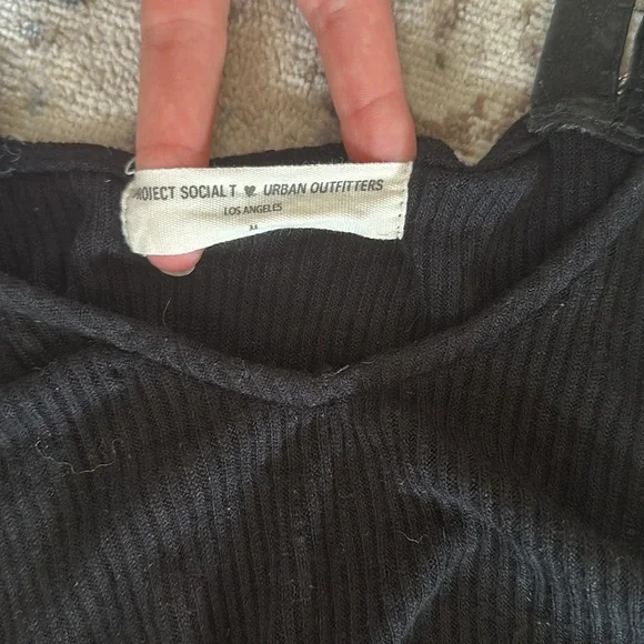 UO Cropped Tank - Picture 5 of 5